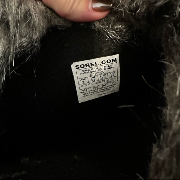 Sorel Joan of Arctic leather snow boots waterproof - size 7 - Picture 6 of 10